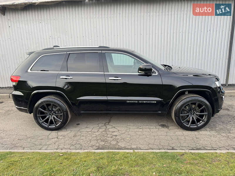 Внедорожник / Кроссовер Jeep Grand Cherokee 2016 в Киеве