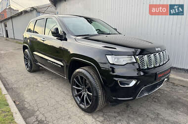 Внедорожник / Кроссовер Jeep Grand Cherokee 2016 в Киеве
