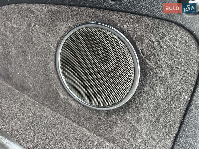 Внедорожник / Кроссовер Jeep Grand Cherokee 2016 в Киеве