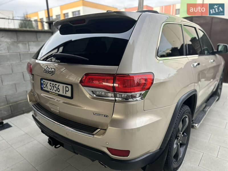 Внедорожник / Кроссовер Jeep Grand Cherokee 2013 в Ровно