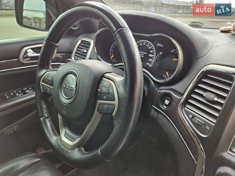 Внедорожник / Кроссовер Jeep Grand Cherokee 2016 в Одессе