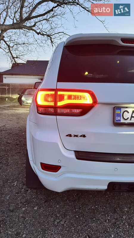 Внедорожник / Кроссовер Jeep Grand Cherokee 2017 в Смеле