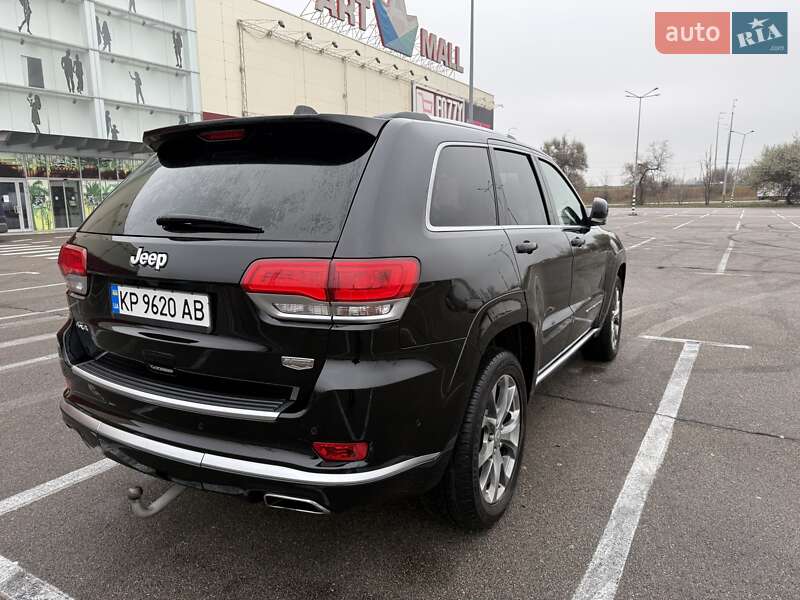 Внедорожник / Кроссовер Jeep Grand Cherokee 2019 в Киеве