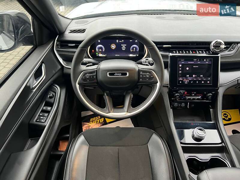 Внедорожник / Кроссовер Jeep Grand Cherokee 2023 в Ивано-Франковске