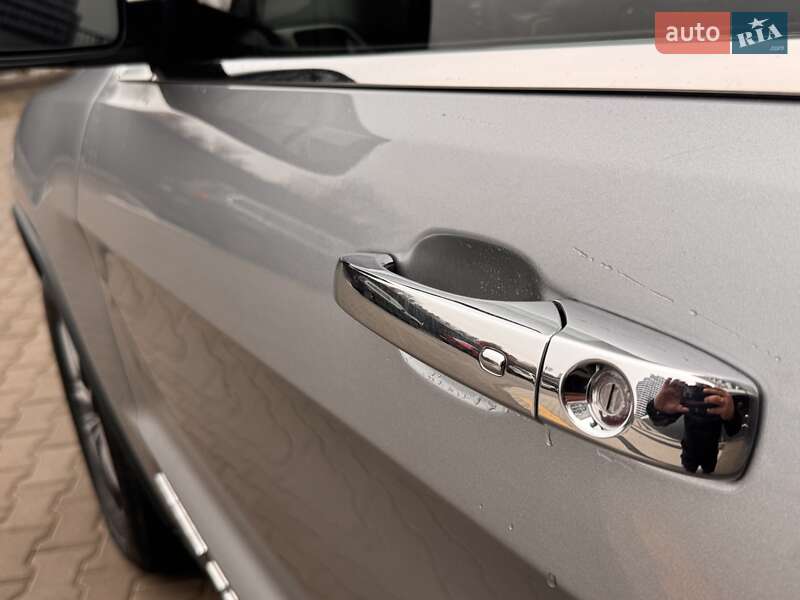 Внедорожник / Кроссовер Jeep Grand Cherokee 2018 в Киеве фото 18 Внедорожник / Кроссовер Jeep Grand Cherokee 2018 в Киеве