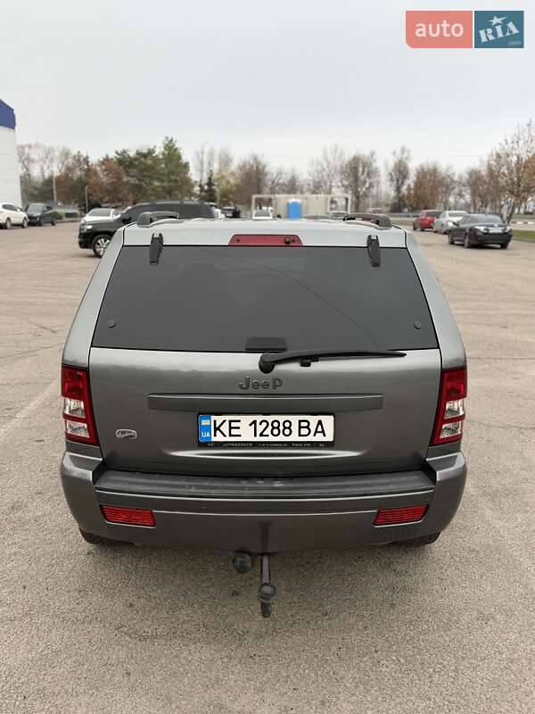 Внедорожник / Кроссовер Jeep Grand Cherokee 2006 в Днепре