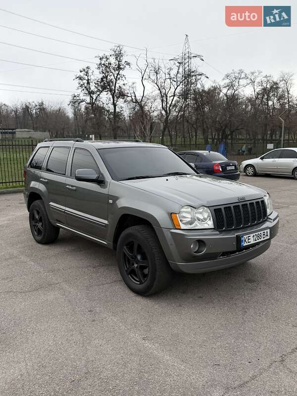 Внедорожник / Кроссовер Jeep Grand Cherokee 2006 в Днепре