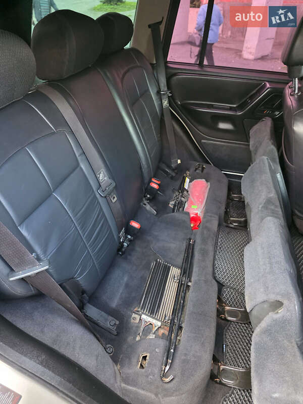 Внедорожник / Кроссовер Jeep Grand Cherokee 2004 в Каменец-Подольском