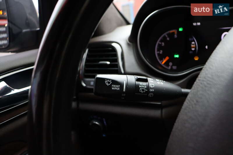 Внедорожник / Кроссовер Jeep Grand Cherokee 2014 в Львове