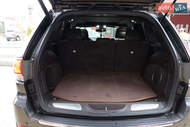 Внедорожник / Кроссовер Jeep Grand Cherokee 2014 в Львове