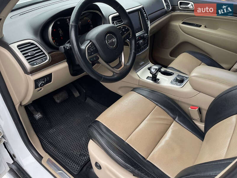 Внедорожник / Кроссовер Jeep Grand Cherokee 2013 в Киеве