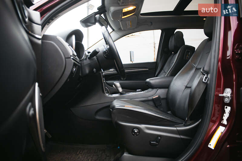 Внедорожник / Кроссовер Jeep Grand Cherokee 2017 в Киеве фото 10 Внедорожник / Кроссовер Jeep Grand Cherokee 2017 в Киеве