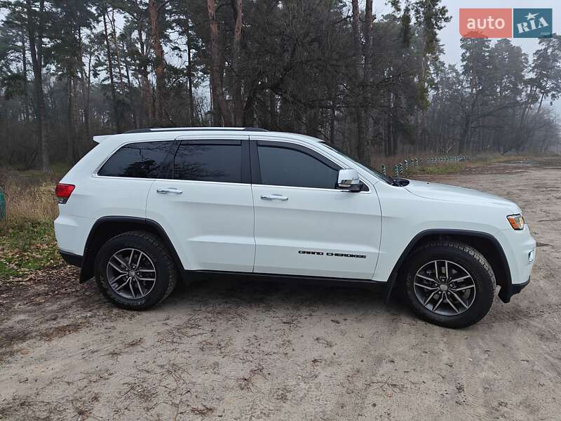 Внедорожник / Кроссовер Jeep Grand Cherokee 2018 в Киеве