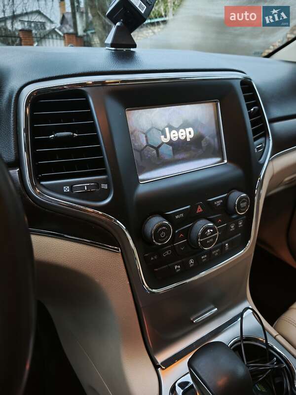 Внедорожник / Кроссовер Jeep Grand Cherokee 2018 в Киеве