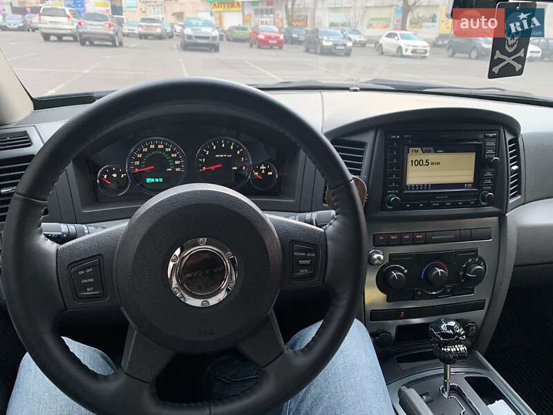 Позашляховик / Кросовер Jeep Grand Cherokee 2006 в Києві