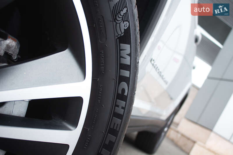 Внедорожник / Кроссовер Jeep Grand Cherokee 2022 в Киеве