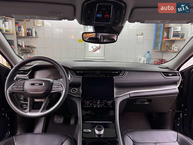 Внедорожник / Кроссовер Jeep Grand Cherokee 2023 в Киеве фото 58 Внедорожник / Кроссовер Jeep Grand Cherokee 2023 в Киеве