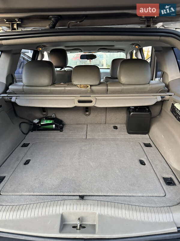 Позашляховик / Кросовер Jeep Grand Cherokee 2005 в Львові