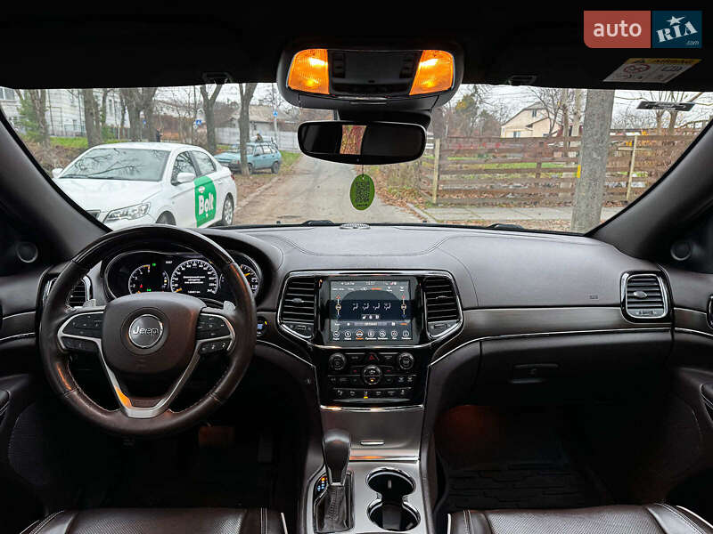 Внедорожник / Кроссовер Jeep Grand Cherokee 2018 в Киеве фото 35 Внедорожник / Кроссовер Jeep Grand Cherokee 2018 в Киеве