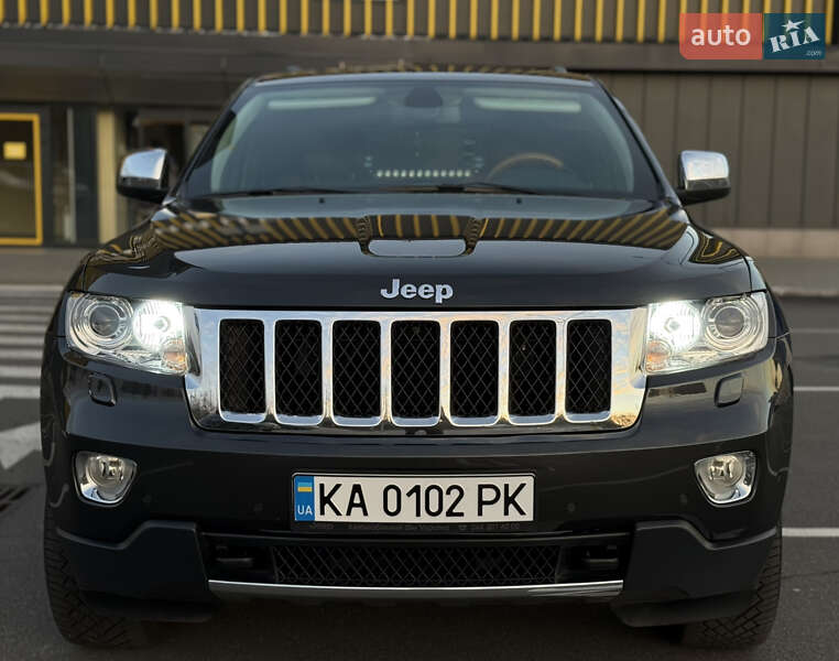 Внедорожник / Кроссовер Jeep Grand Cherokee 2011 в Киеве
