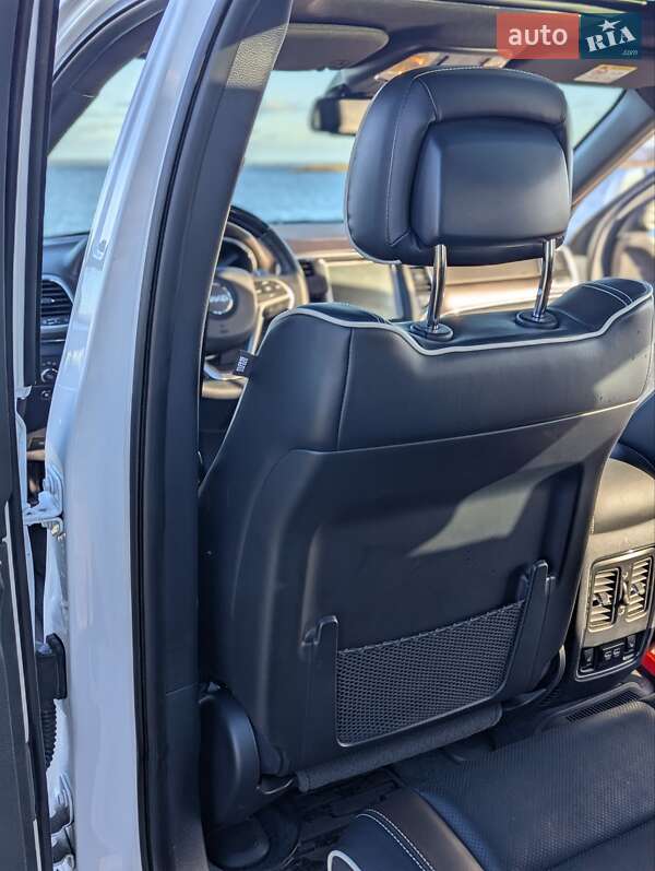 Позашляховик / Кросовер Jeep Grand Cherokee 2015 в Києві фото 12 Позашляховик / Кросовер Jeep Grand Cherokee 2015 в Києві