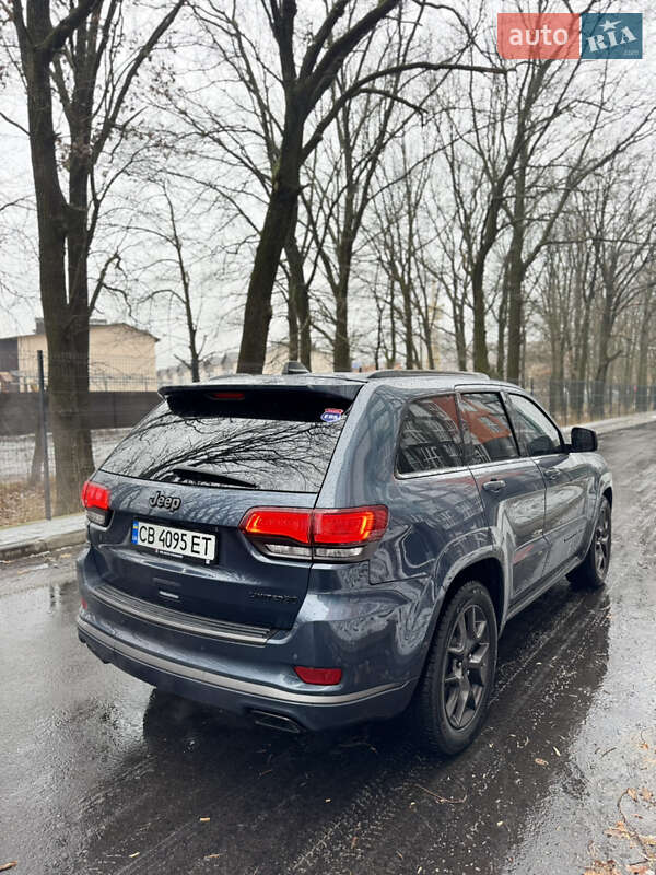 Позашляховик / Кросовер Jeep Grand Cherokee 2019 в Чернігові