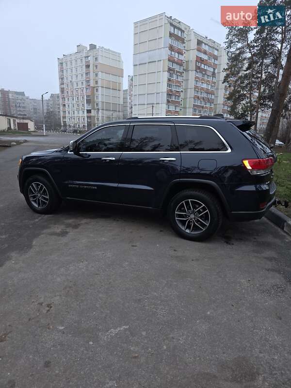 Внедорожник / Кроссовер Jeep Grand Cherokee 2017 в Харькове