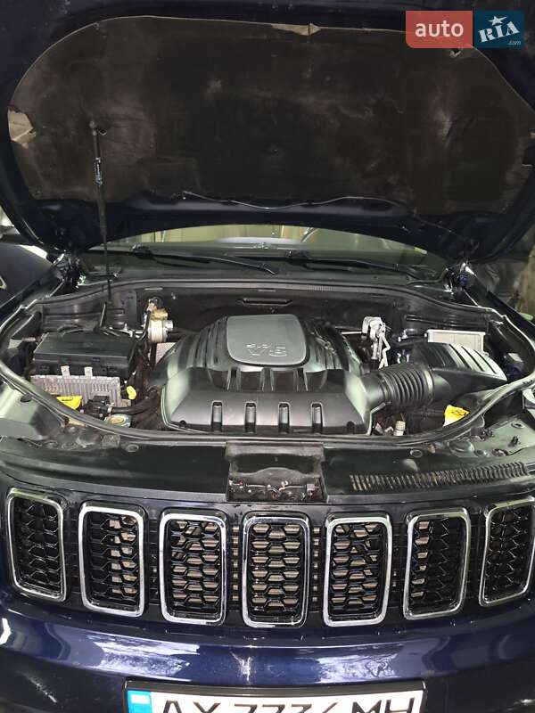 Внедорожник / Кроссовер Jeep Grand Cherokee 2017 в Харькове