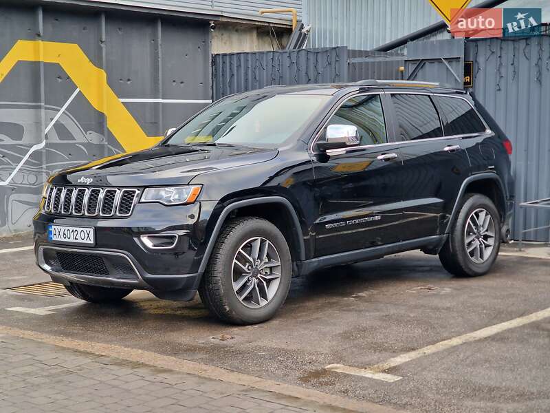 Внедорожник / Кроссовер Jeep Grand Cherokee 2022 в Харькове