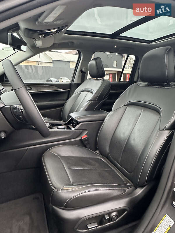 Внедорожник / Кроссовер Jeep Grand Cherokee 2022 в Киеве