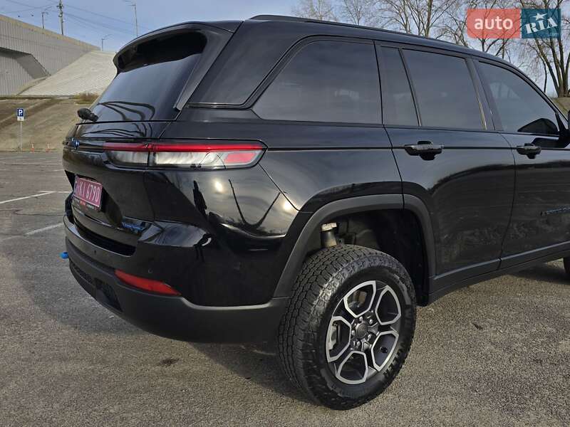 Внедорожник / Кроссовер Jeep Grand Cherokee 2022 в Киеве