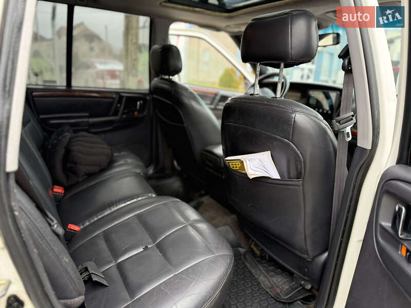 Внедорожник / Кроссовер Jeep Grand Cherokee 1995 в Хусте