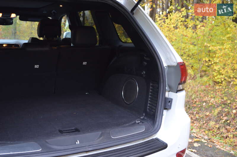 Внедорожник / Кроссовер Jeep Grand Cherokee 2020 в Луцке