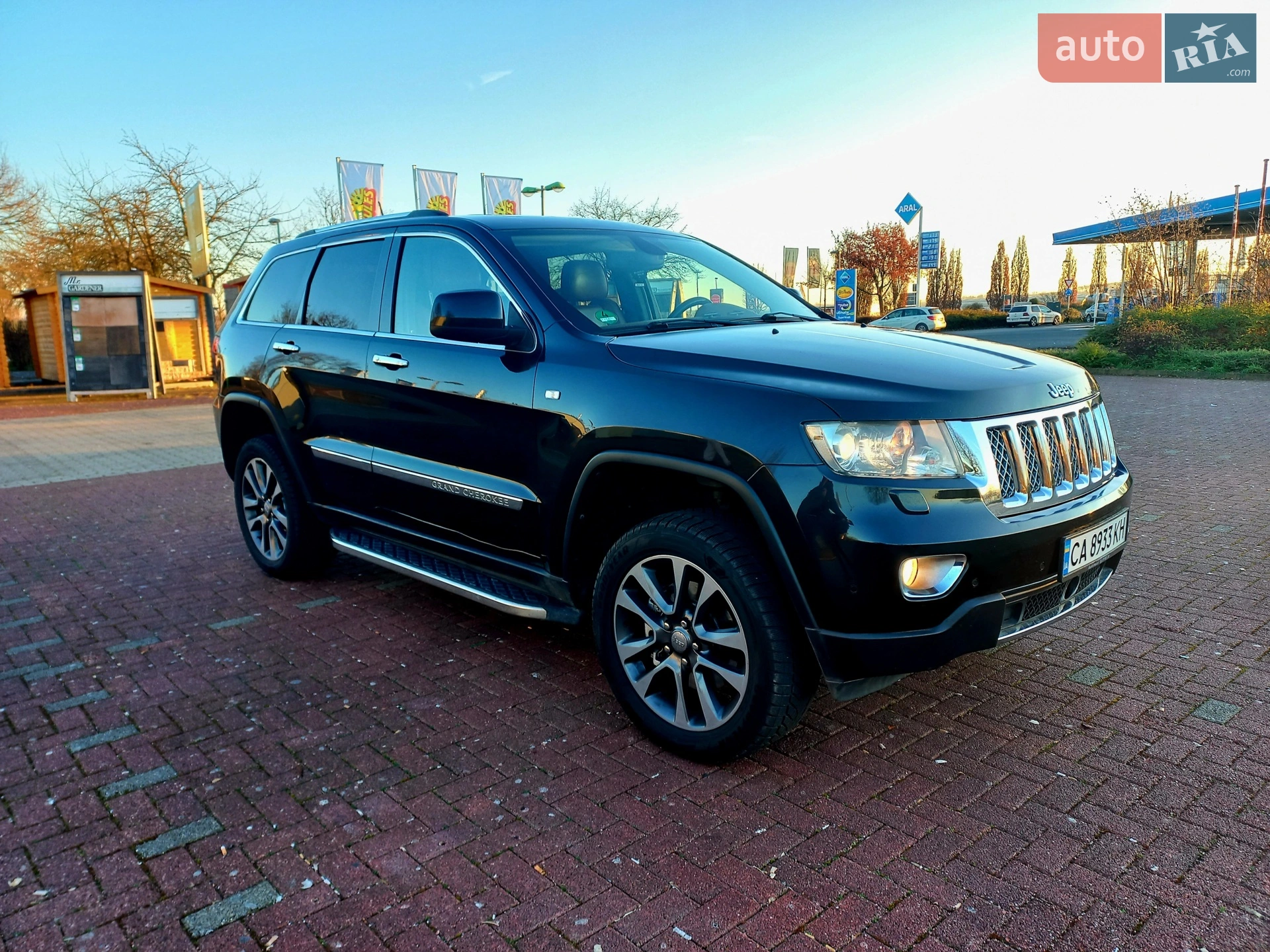 2012 Jeep Grand Cherokee - мініатюра 3