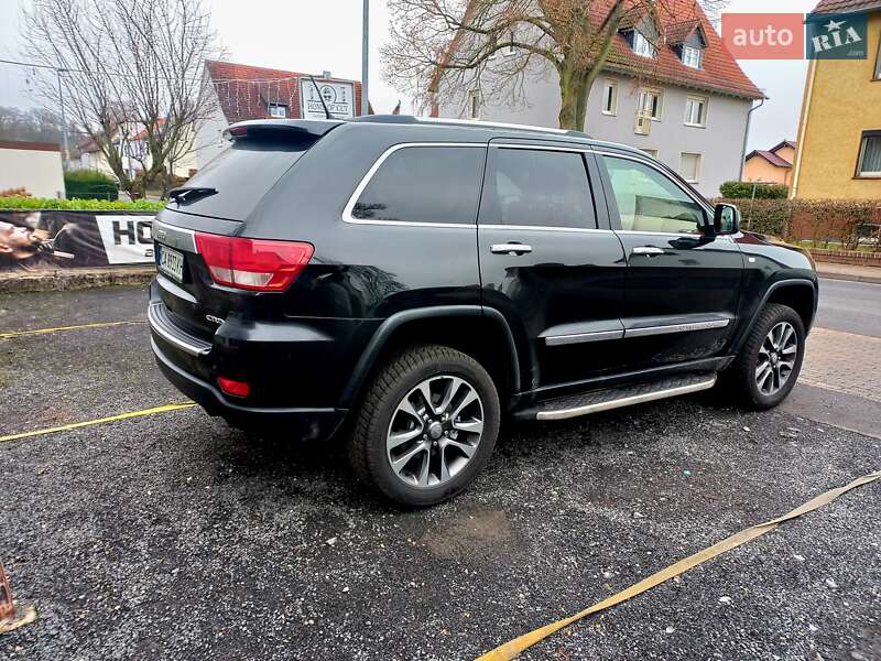 Внедорожник / Кроссовер Jeep Grand Cherokee 2012 в Умани