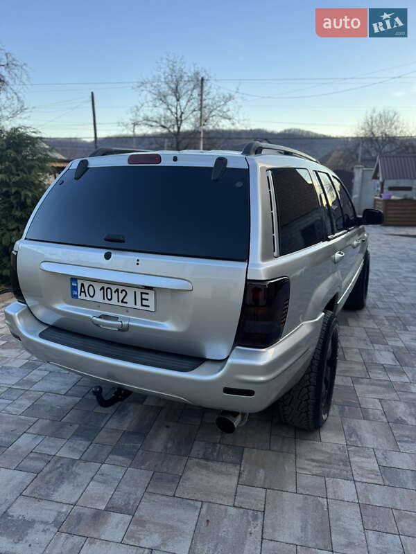 Позашляховик / Кросовер Jeep Grand Cherokee 2004 в Мукачевому фото 12 Позашляховик / Кросовер Jeep Grand Cherokee 2004 в Мукачевому