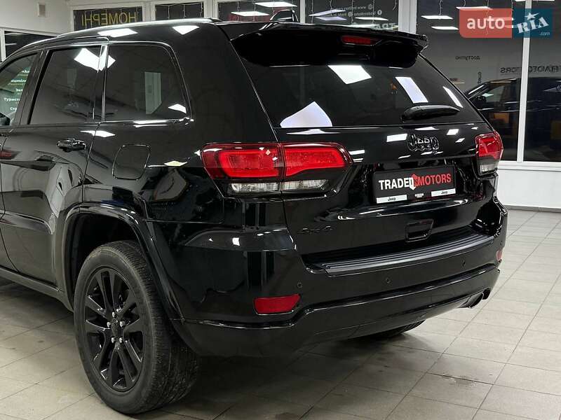 Внедорожник / Кроссовер Jeep Grand Cherokee 2020 в Киеве