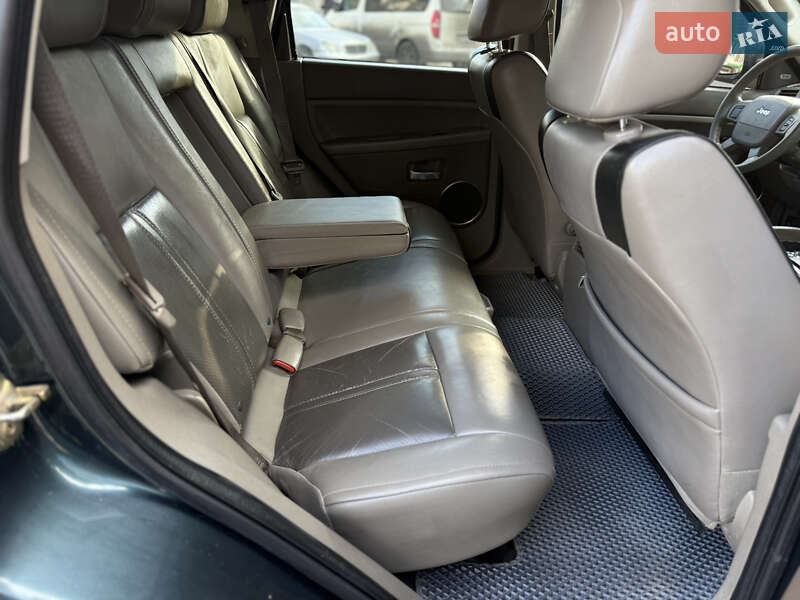 Позашляховик / Кросовер Jeep Grand Cherokee 2006 в Одесі