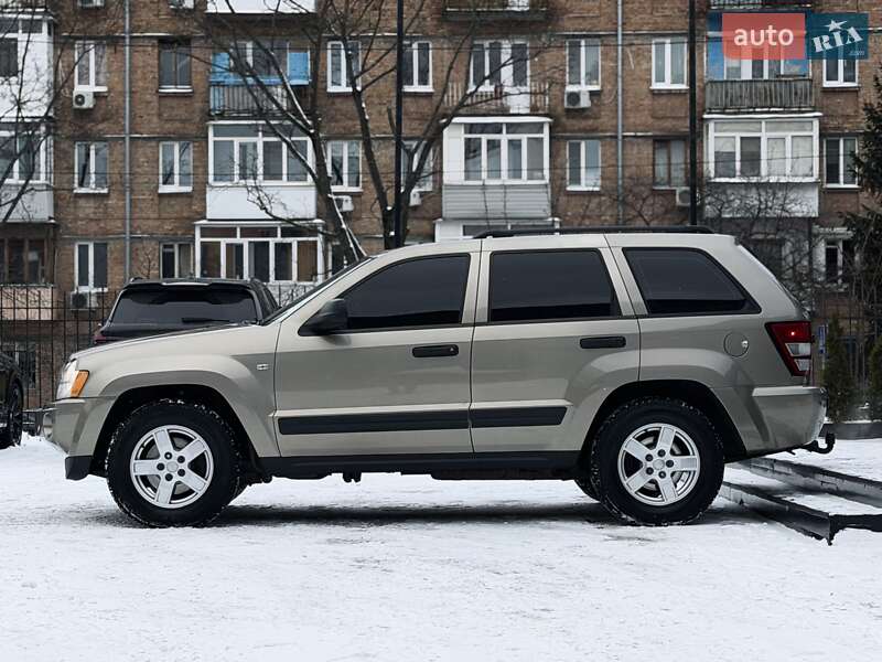 Внедорожник / Кроссовер Jeep Grand Cherokee 2005 в Киеве