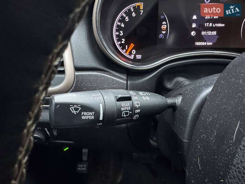 Внедорожник / Кроссовер Jeep Grand Cherokee 2016 в Киеве фото 21 Внедорожник / Кроссовер Jeep Grand Cherokee 2016 в Киеве