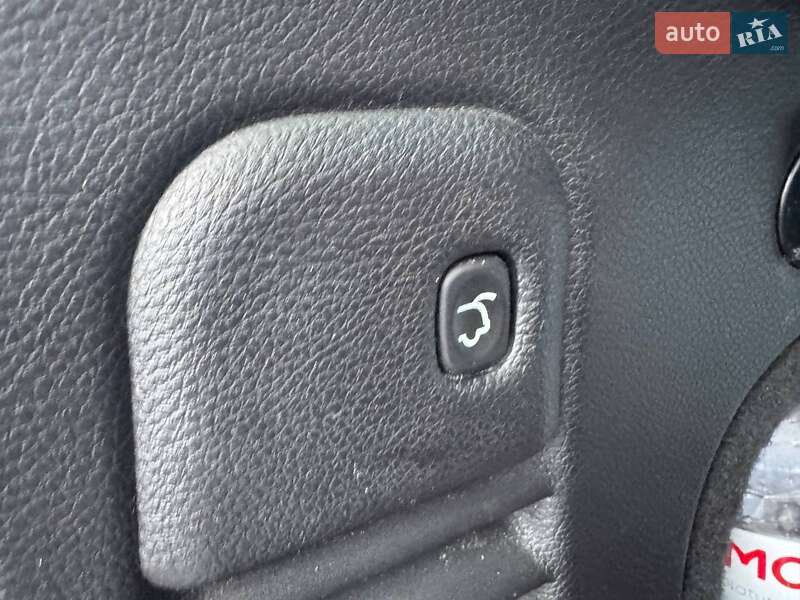 Внедорожник / Кроссовер Jeep Grand Cherokee 2016 в Киеве фото 31 Внедорожник / Кроссовер Jeep Grand Cherokee 2016 в Киеве