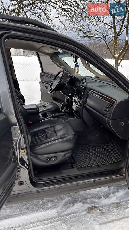 Внедорожник / Кроссовер Jeep Grand Cherokee 2002 в Тячеве