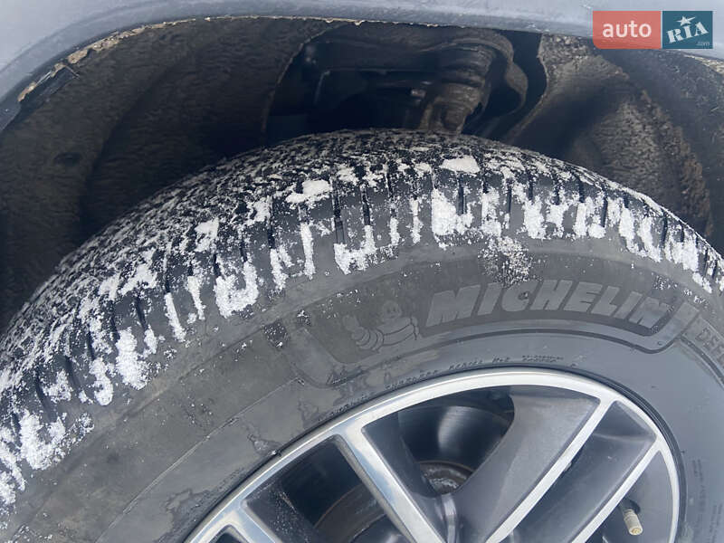 Позашляховик / Кросовер Jeep Grand Cherokee 2019 в Львові фото 49 Позашляховик / Кросовер Jeep Grand Cherokee 2019 в Львові