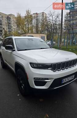 Внедорожник / Кроссовер Jeep Grand Cherokee 2022 в Киеве