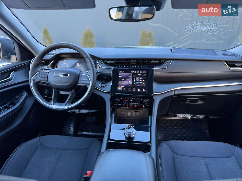 Внедорожник / Кроссовер Jeep Grand Cherokee 2023 в Львове