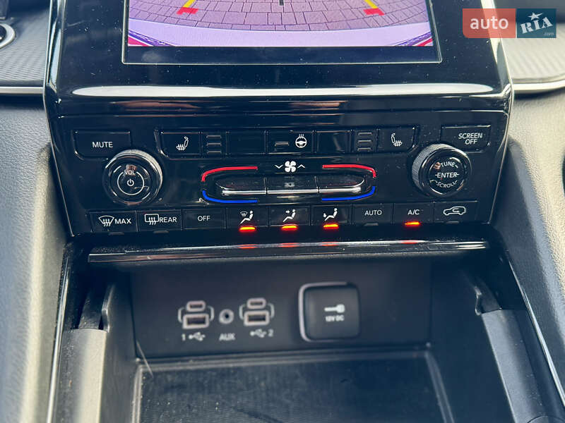 Внедорожник / Кроссовер Jeep Grand Cherokee 2023 в Львове