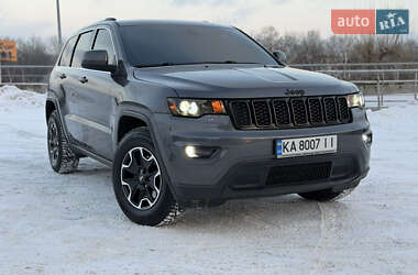 Внедорожник / Кроссовер Jeep Grand Cherokee 2016 в Киеве