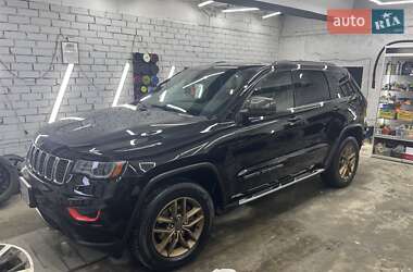 Внедорожник / Кроссовер Jeep Grand Cherokee 2017 в Киеве