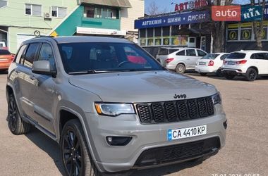 Внедорожник / Кроссовер Jeep Grand Cherokee 2022 в Черкассах