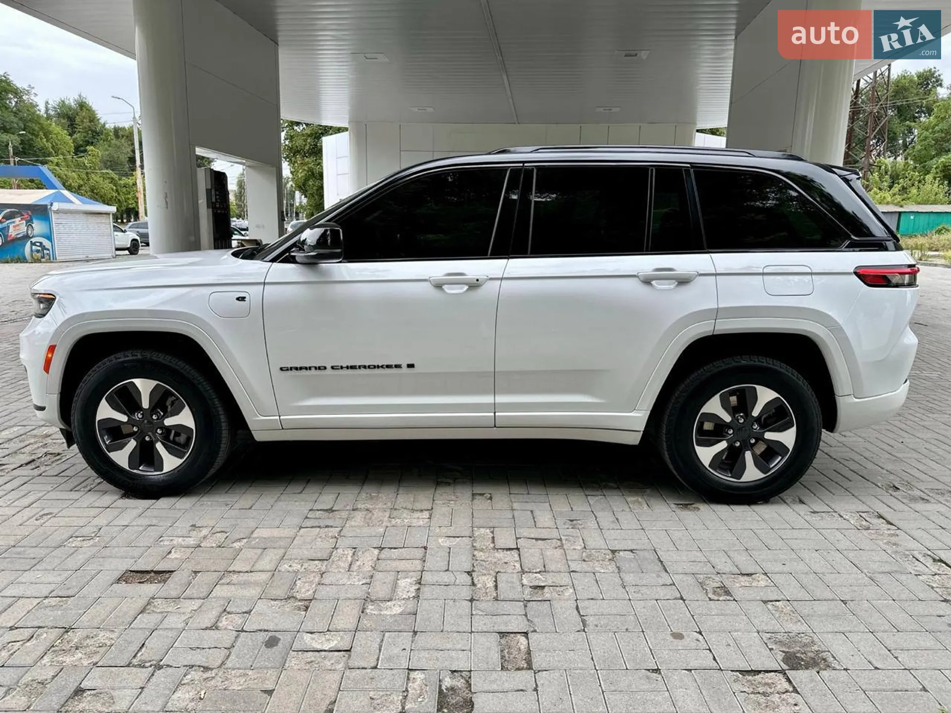 2023 Jeep Grand Cherokee - мініатюра 37